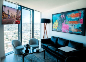 LUXURY SKYLINE VIEW SUITE ADAMANT - Ad2008